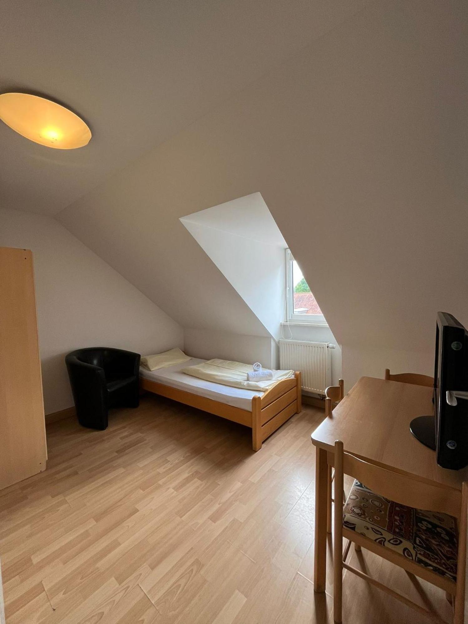 Alter Wirt Thalkirchen Hotel Мюнхен Екстериор снимка