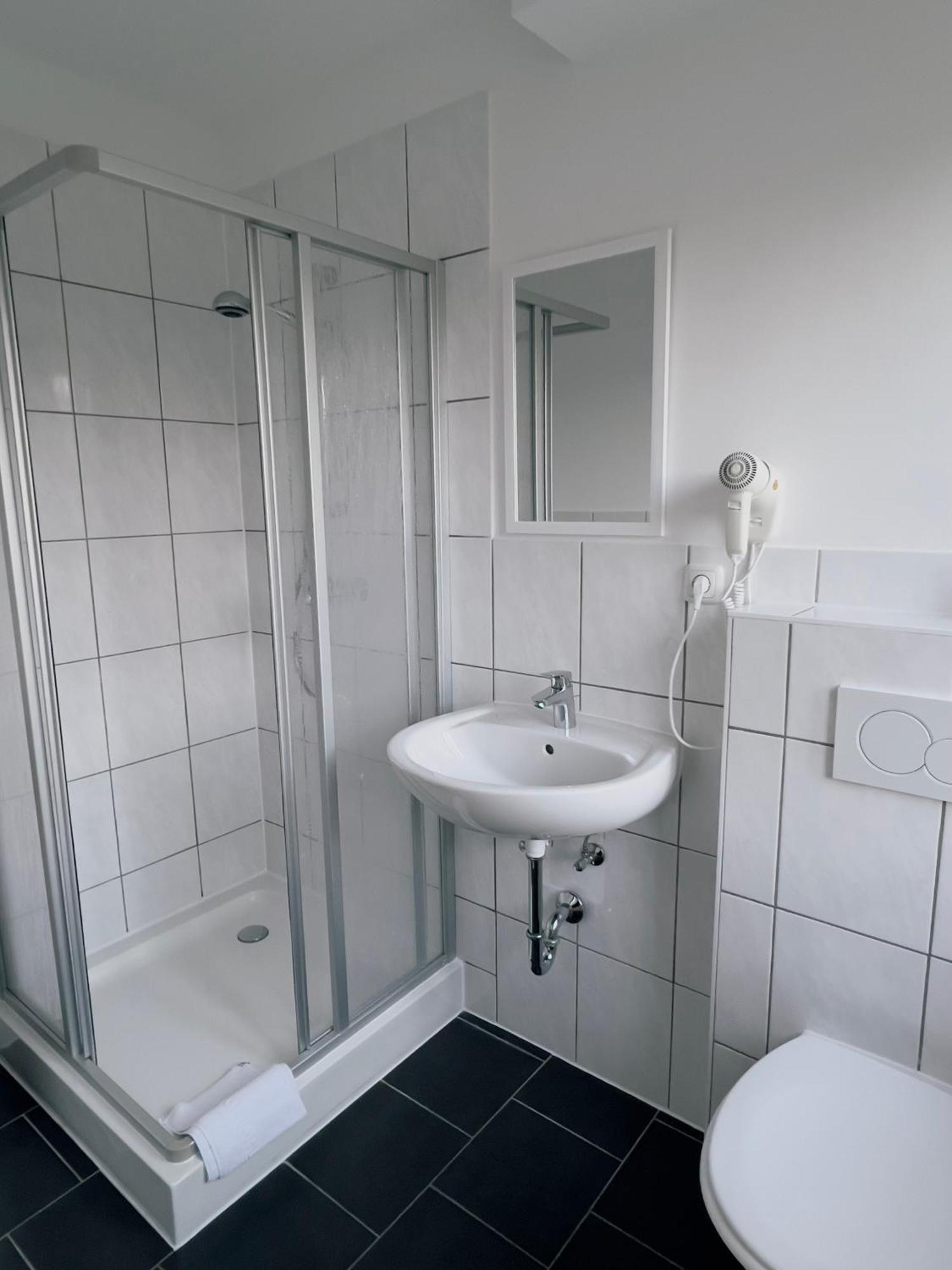 Alter Wirt Thalkirchen Hotel Мюнхен Екстериор снимка