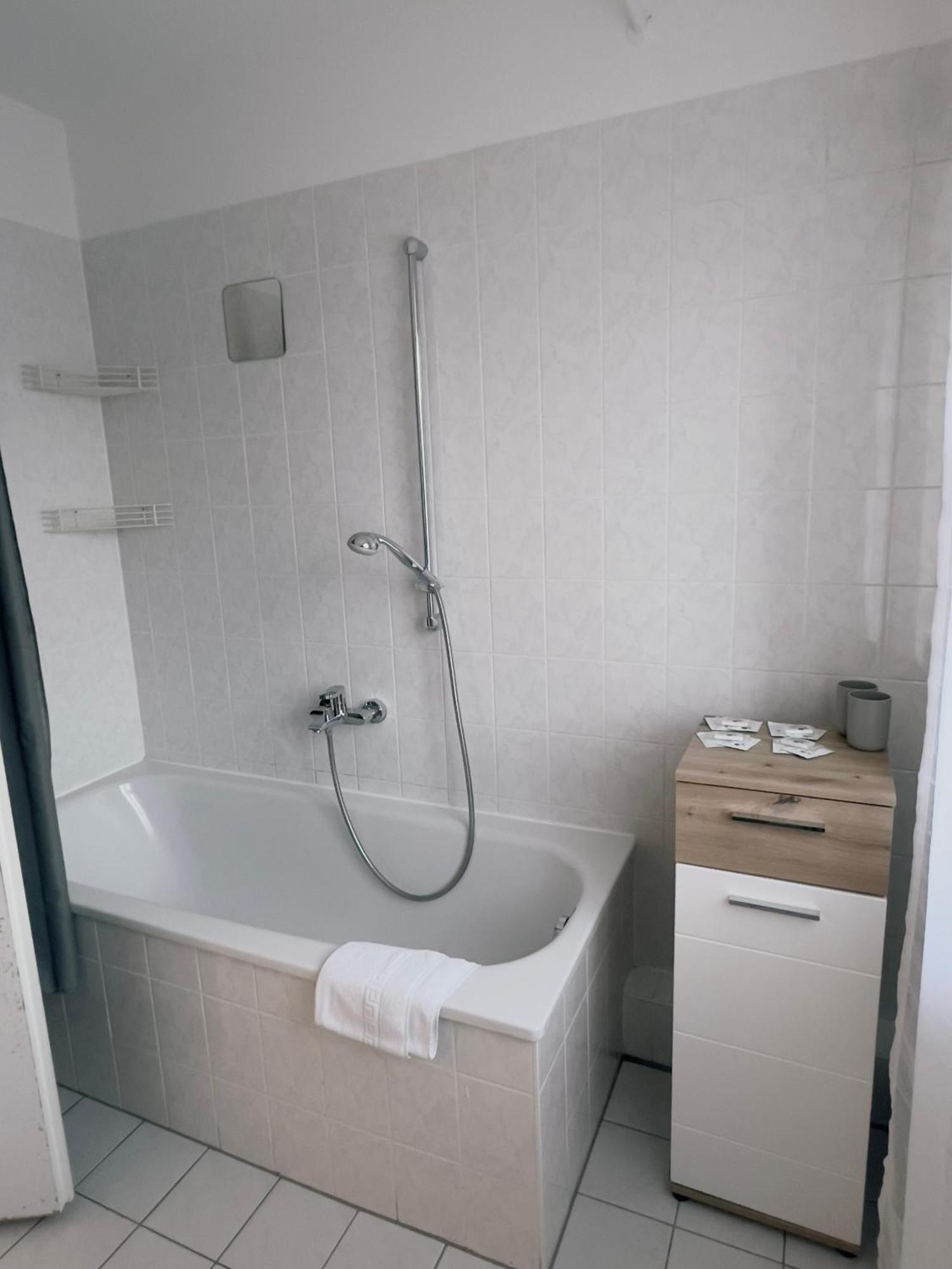 Alter Wirt Thalkirchen Hotel Мюнхен Екстериор снимка